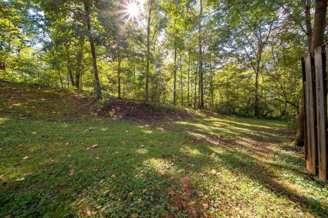 1016 Swift Dr Apt A, Clarksville, TN 37040