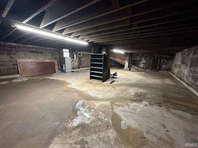 322 W 3rd Street, Bloomington, IN 47404