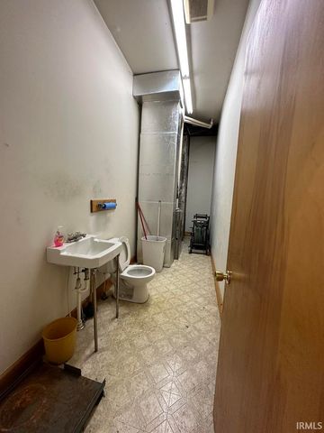 322 W 3rd Street, Bloomington, IN 47404