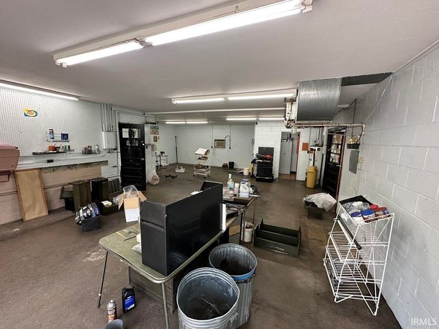 322 W 3rd Street, Bloomington, IN 47404