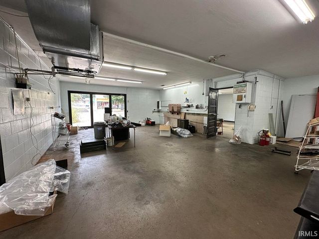 322 W 3rd Street, Bloomington, IN 47404