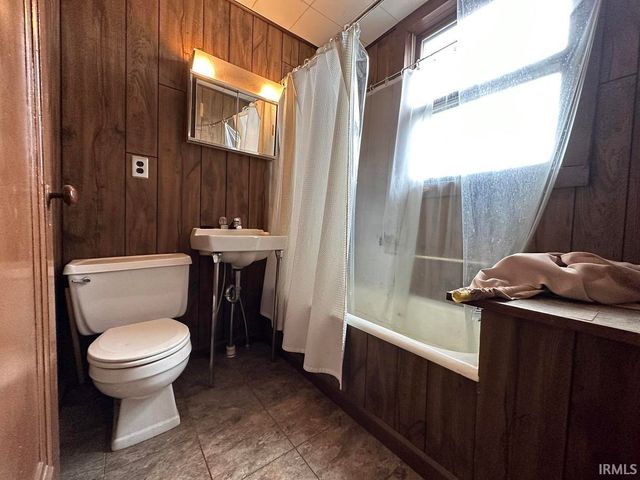 322 W 3rd Street, Bloomington, IN 47404