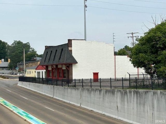 322 W 3rd Street, Bloomington, IN 47404