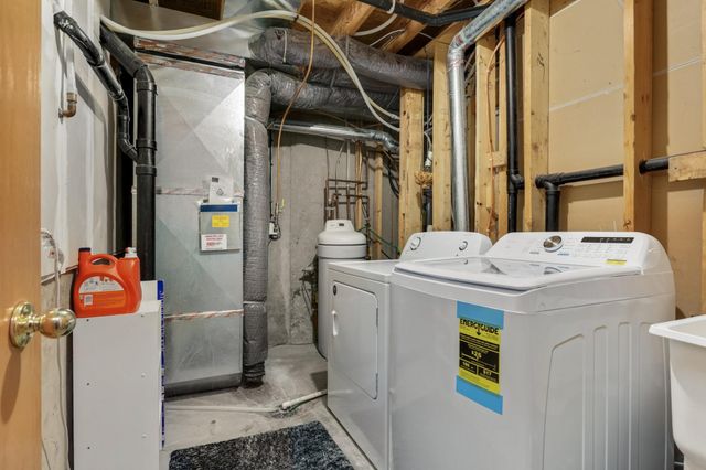 20062 Heritage Drive, Lakeville, MN 55044