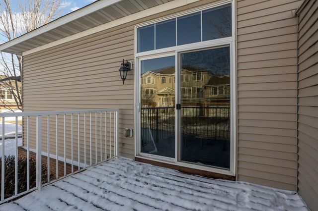 20062 Heritage Drive, Lakeville, MN 55044