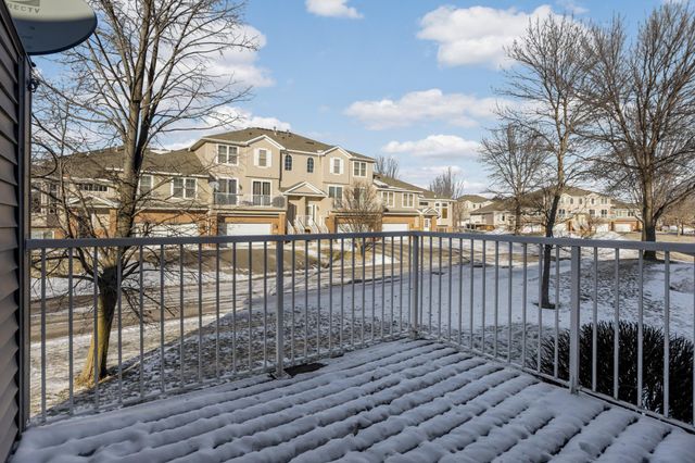 20062 Heritage Drive, Lakeville, MN 55044