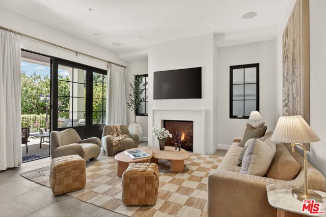 461 26th Street, Manhattan Beach, CA 90266