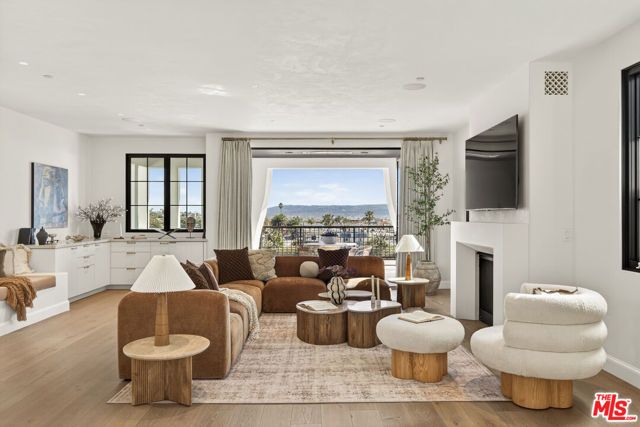 461 26th Street, Manhattan Beach, CA 90266