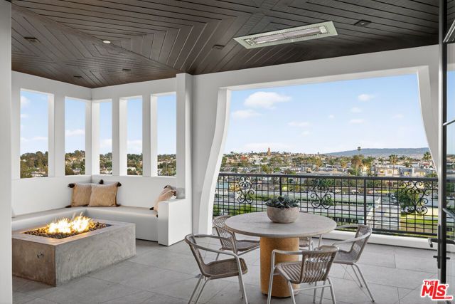 461 26th Street, Manhattan Beach, CA 90266