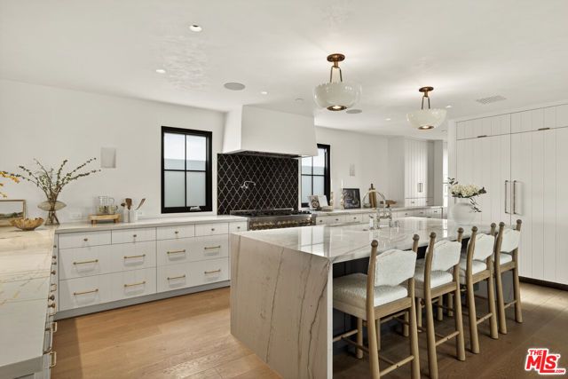 461 26th Street, Manhattan Beach, CA 90266