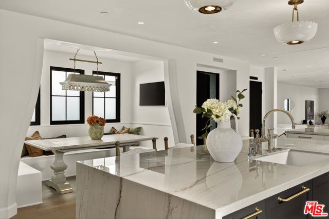 461 26th Street, Manhattan Beach, CA 90266