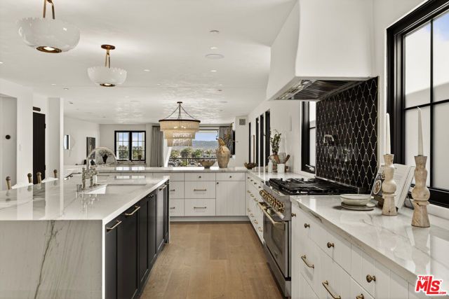 461 26th Street, Manhattan Beach, CA 90266