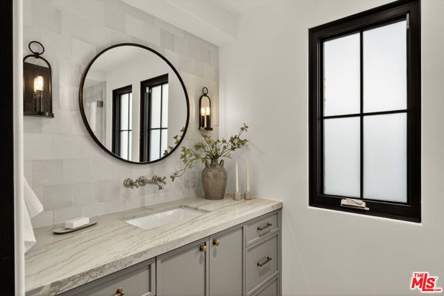 461 26th Street, Manhattan Beach, CA 90266