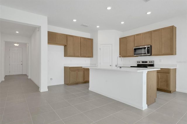 4101 PENELOPE AVENUE, Lake Wales, FL 33859