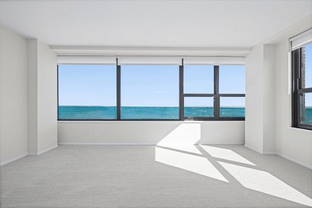 1616 Sheridan Road 8F, Wilmette, IL 60091