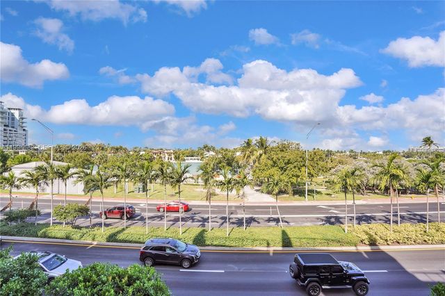 6305 Indian Creek Dr 3B, Miami Beach, FL 33141