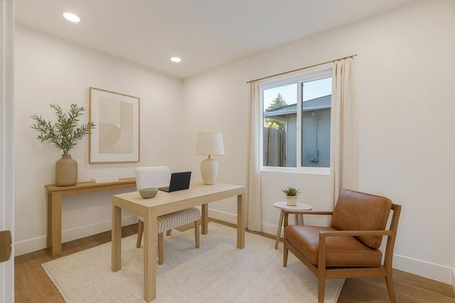 327 Cross St, Lodi, CA 95242