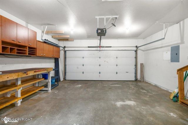 393 S Vickie Circle, Palmer, AK 99645