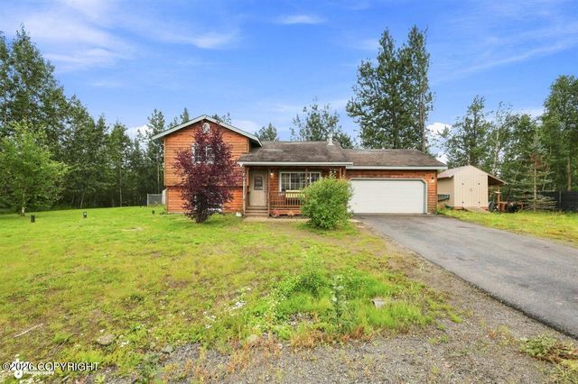 393 S Vickie Circle, Palmer, AK 99645