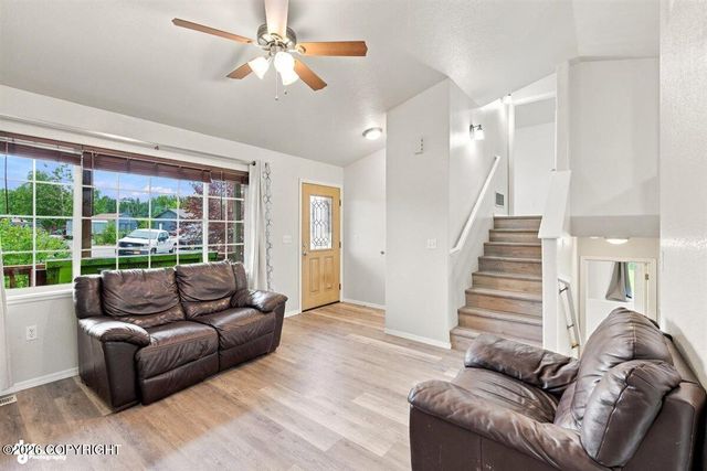 393 S Vickie Circle, Palmer, AK 99645