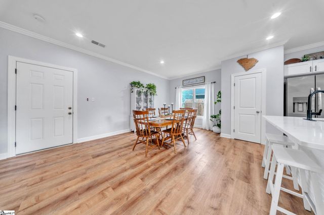 118 W Belvedere Road, Greenville, SC 29605