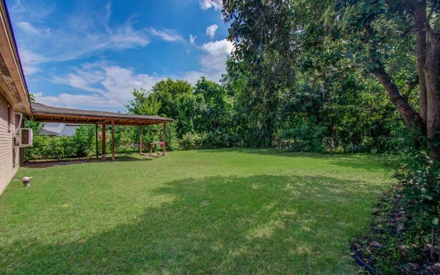 3620 Easy Street, Houston, TX 77026