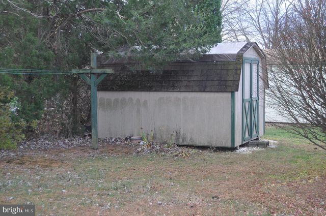 10 SIDING LN, Millersburg, PA 17061