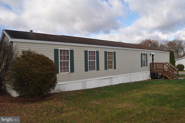 10 SIDING LN, Millersburg, PA 17061