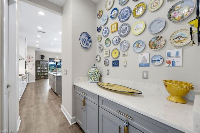9351 Montelanico LOOP, Naples, FL 34119