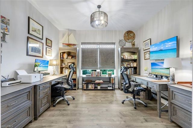 9351 Montelanico LOOP, Naples, FL 34119