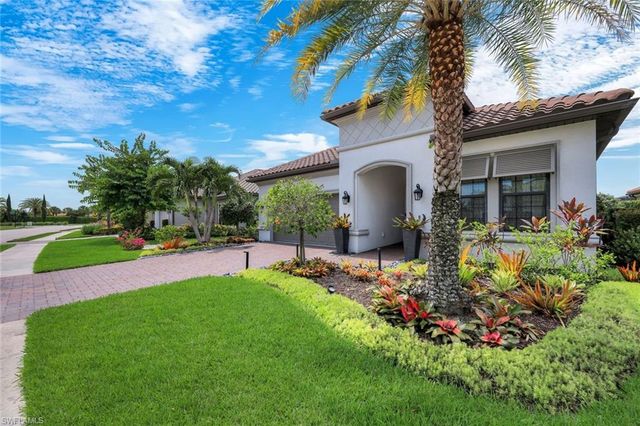 9351 Montelanico LOOP, Naples, FL 34119