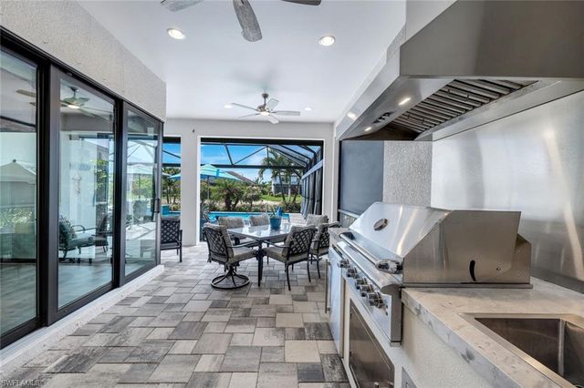 9351 Montelanico LOOP, Naples, FL 34119