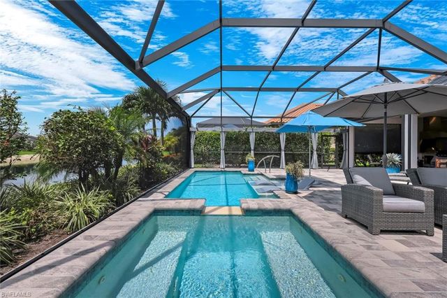 9351 Montelanico LOOP, Naples, FL 34119
