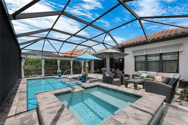 9351 Montelanico LOOP, Naples, FL 34119