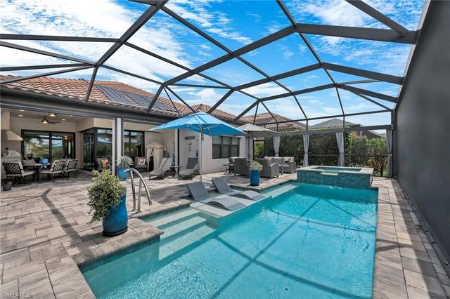 9351 Montelanico LOOP, Naples, FL 34119