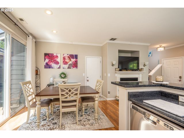 1660 Riley Ln, Eugene, OR 97402