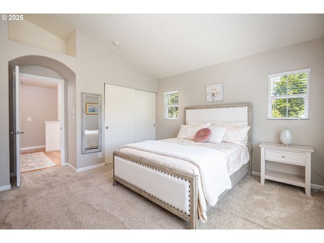 1660 Riley Ln, Eugene, OR 97402