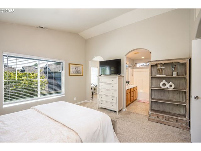1660 Riley Ln, Eugene, OR 97402