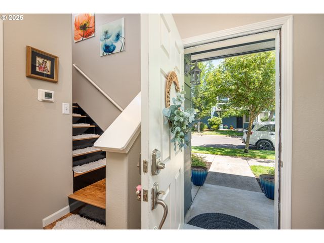 1660 Riley Ln, Eugene, OR 97402