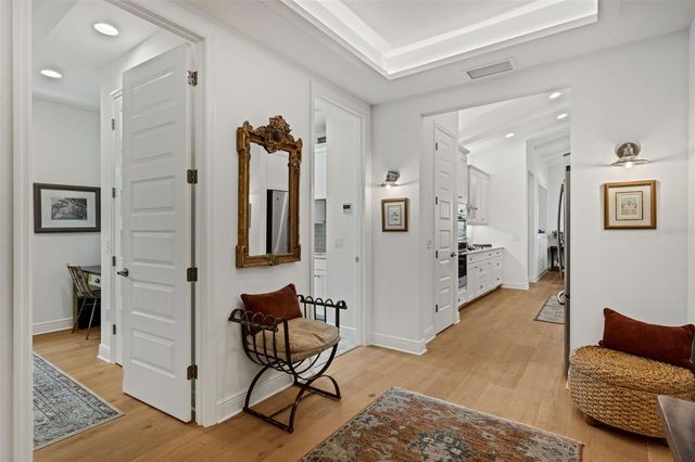 8034 SANDSTAR WAY, Sarasota, FL 34240