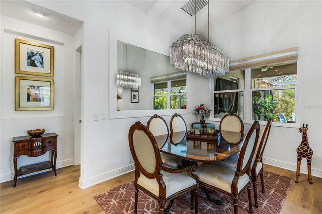 8034 SANDSTAR WAY, Sarasota, FL 34240