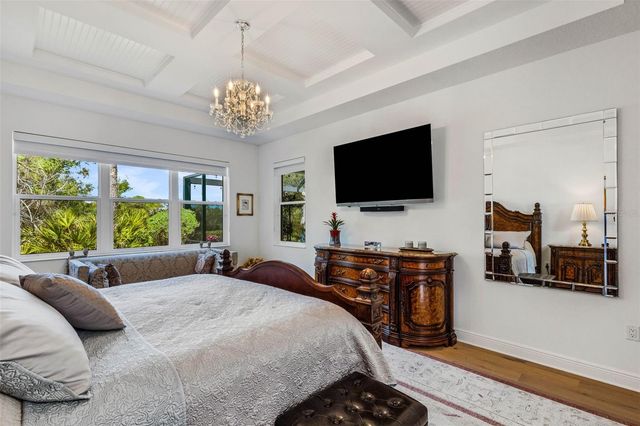 8034 SANDSTAR WAY, Sarasota, FL 34240