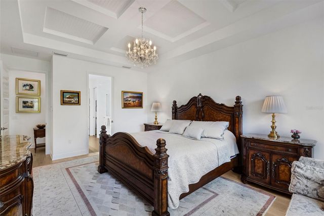 8034 SANDSTAR WAY, Sarasota, FL 34240