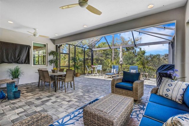 8034 SANDSTAR WAY, Sarasota, FL 34240