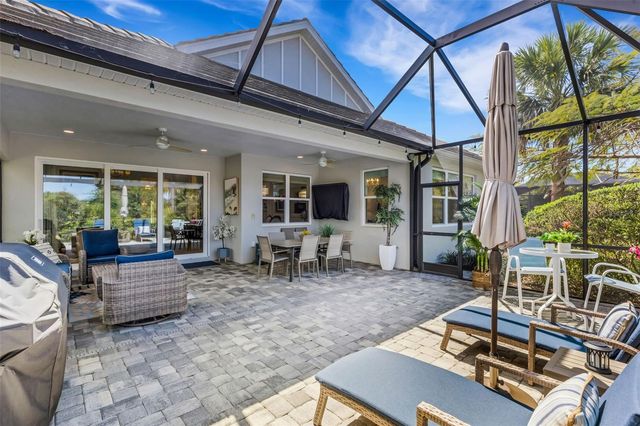 8034 SANDSTAR WAY, Sarasota, FL 34240