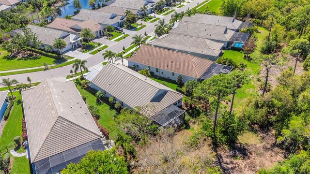 8034 SANDSTAR WAY, Sarasota, FL 34240