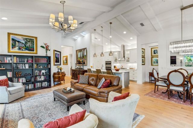 8034 SANDSTAR WAY, Sarasota, FL 34240