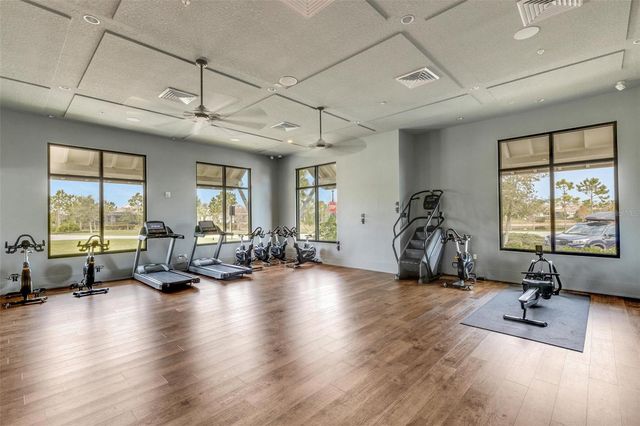 8034 SANDSTAR WAY, Sarasota, FL 34240