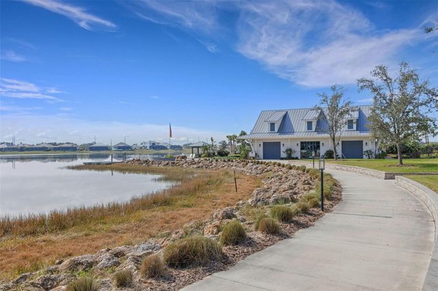 8034 SANDSTAR WAY, Sarasota, FL 34240