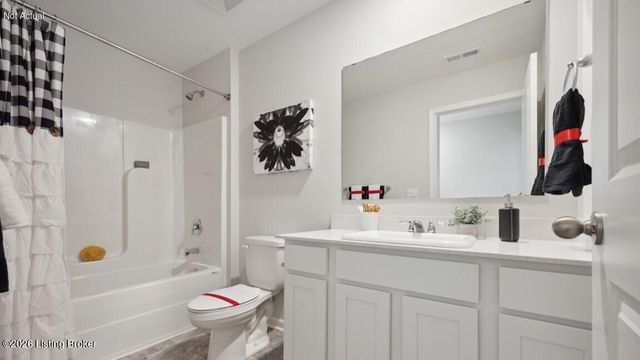 579 Zelcova Dr, Eminence, KY 40019